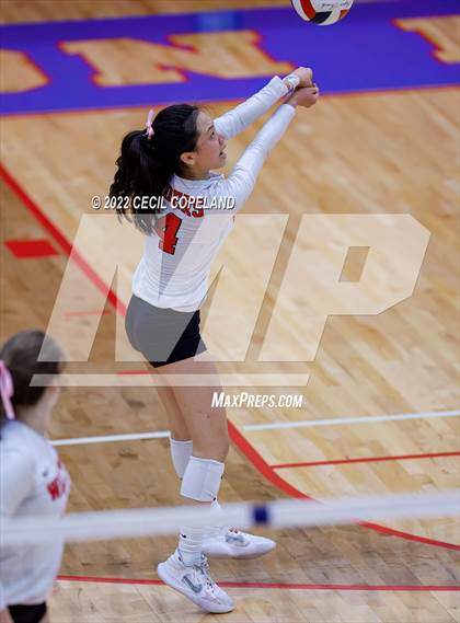 Thumbnail 3 in Lambert vs. Walton (GHSA 7A Semifinal) photogallery.