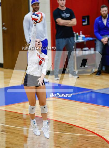 Thumbnail 2 in Lambert vs. Walton (GHSA 7A Semifinal) photogallery.