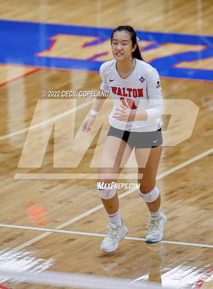 Thumbnail 1 in Lambert vs. Walton (GHSA 7A Semifinal) photogallery.