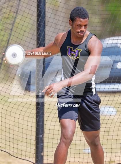 Thumbnail 1 in Daniel Roberts Invite (Discus Throw) photogallery.