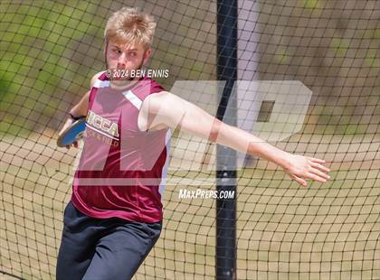 Thumbnail 3 in Daniel Roberts Invite (Discus Throw) photogallery.