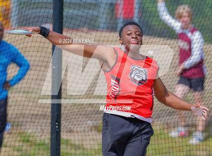 Thumbnail 1 in Daniel Roberts Invite (Discus Throw) photogallery.