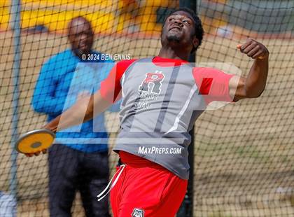 Thumbnail 3 in Daniel Roberts Invite (Discus Throw) photogallery.