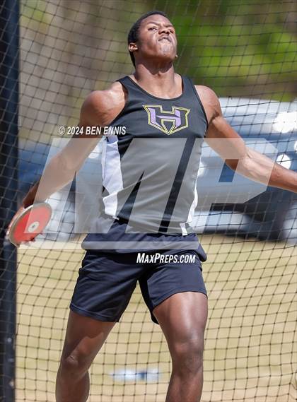 Thumbnail 3 in Daniel Roberts Invite (Discus Throw) photogallery.