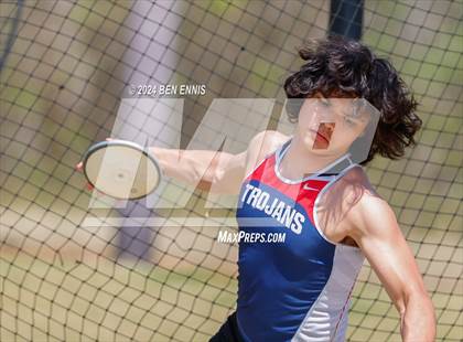 Thumbnail 1 in Daniel Roberts Invite (Discus Throw) photogallery.