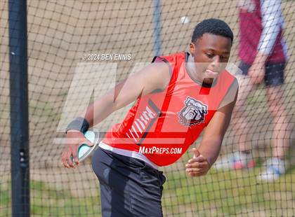 Thumbnail 3 in Daniel Roberts Invite (Discus Throw) photogallery.