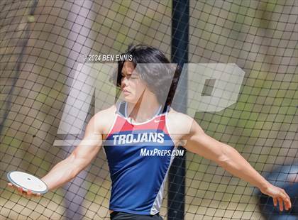 Thumbnail 3 in Daniel Roberts Invite (Discus Throw) photogallery.
