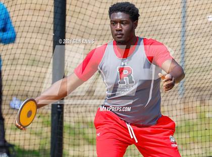 Thumbnail 3 in Daniel Roberts Invite (Discus Throw) photogallery.