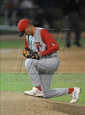 Thumbnail 2 in Tustin vs. Lakewood (CIF SS D1 Playoff) photogallery.