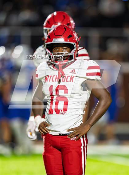 Thumbnail 1 in Hardin vs. Hitchcock (UIL Football 3A D1 Area) photogallery.