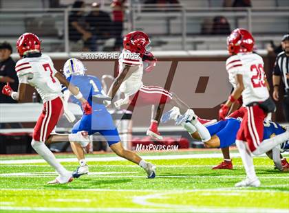 Thumbnail 1 in Hardin vs. Hitchcock (UIL 3A D1 Football Area) photogallery.