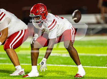 Thumbnail 1 in Hardin vs. Hitchcock (UIL 3A D1 Football Area) photogallery.