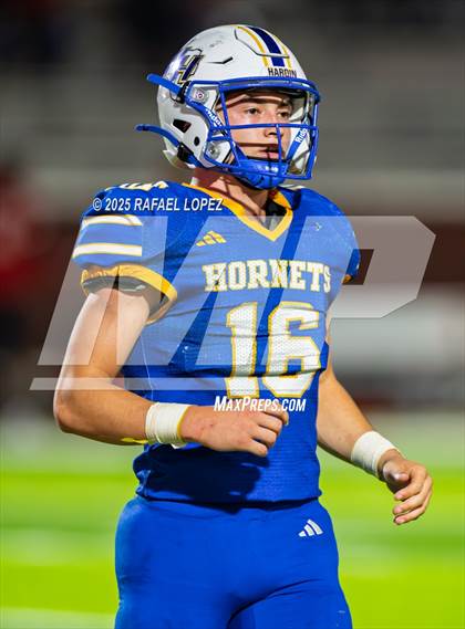 Thumbnail 2 in Hardin vs. Hitchcock (UIL Football 3A D1 Area) photogallery.