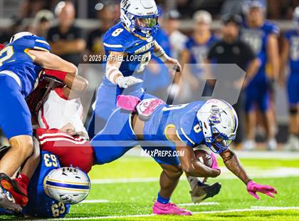 Thumbnail 1 in Hardin vs. Hitchcock (UIL 3A D1 Football Area) photogallery.