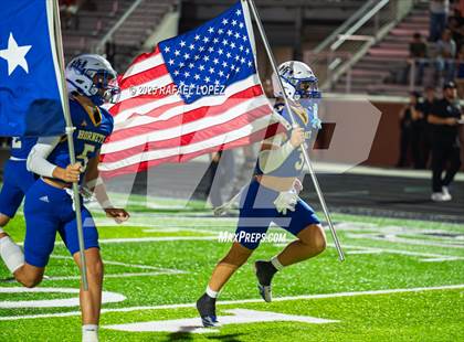 Thumbnail 3 in Hardin vs. Hitchcock (UIL Football 3A D1 Area) photogallery.