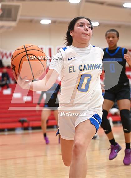 Thumbnail 3 in Windward vs. El Camino Real (Battle at the Beach) photogallery.