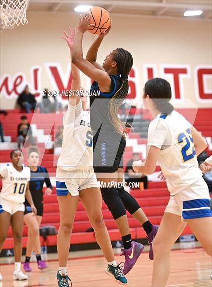 Thumbnail 2 in Windward vs. El Camino Real (Battle at the Beach) photogallery.