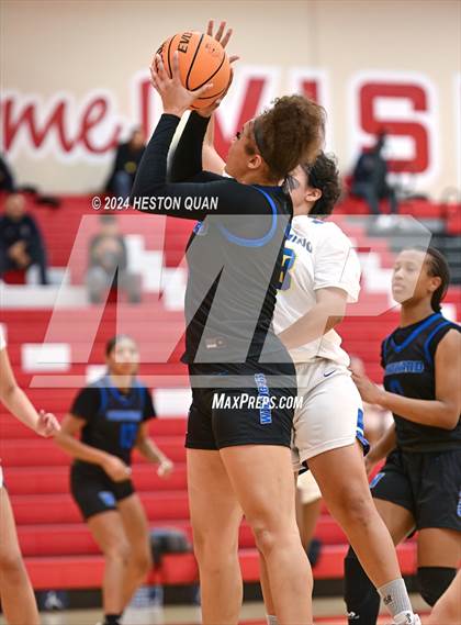 Thumbnail 3 in Windward vs. El Camino Real (Battle at the Beach) photogallery.