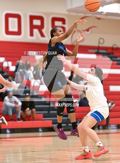 Thumbnail 2 in Windward vs. El Camino Real (Battle at the Beach) photogallery.