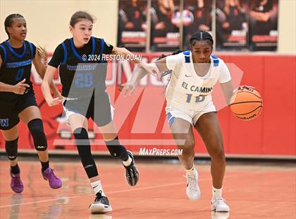 Thumbnail 1 in Windward vs. El Camino Real (Battle at the Beach) photogallery.