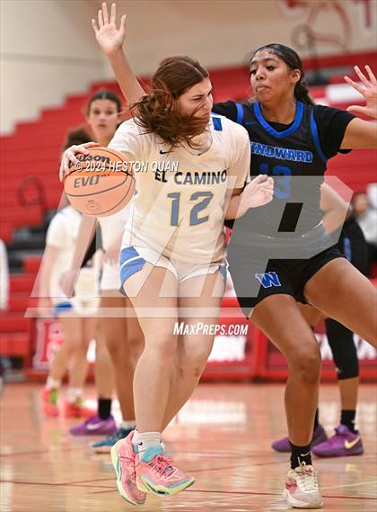 Thumbnail 2 in Windward vs. El Camino Real (Battle at the Beach) photogallery.