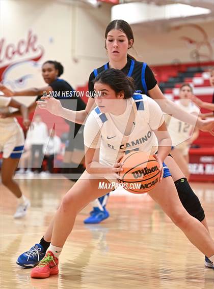 Thumbnail 1 in Windward vs. El Camino Real (Battle at the Beach) photogallery.