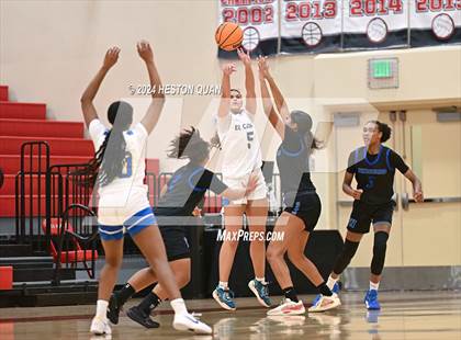 Thumbnail 3 in Windward vs. El Camino Real (Battle at the Beach) photogallery.