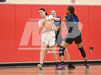 Thumbnail 2 in Windward vs. El Camino Real (Battle at the Beach) photogallery.