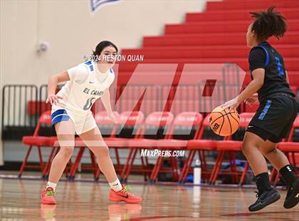 Thumbnail 2 in Windward vs. El Camino Real (Battle at the Beach) photogallery.