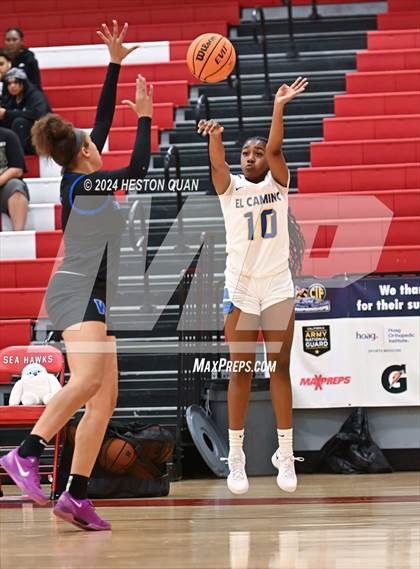 Thumbnail 1 in Windward vs. El Camino Real (Battle at the Beach) photogallery.