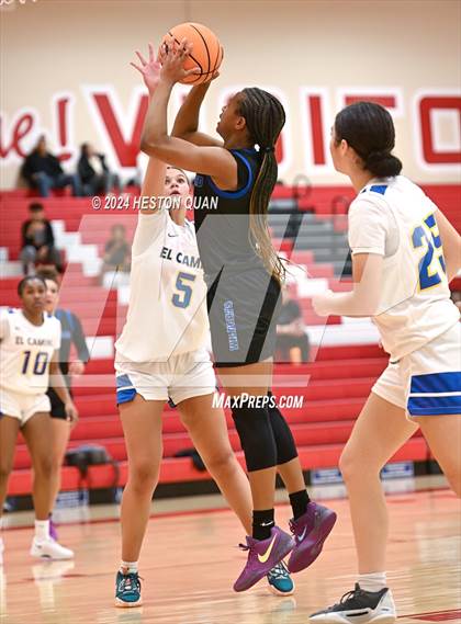 Thumbnail 1 in Windward vs. El Camino Real (Battle at the Beach) photogallery.