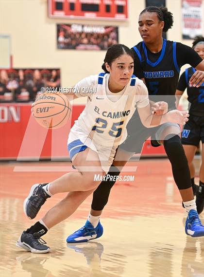 Thumbnail 3 in Windward vs. El Camino Real (Battle at the Beach) photogallery.