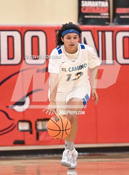 Thumbnail 1 in Windward vs. El Camino Real (Battle at the Beach) photogallery.