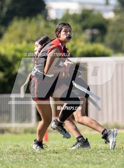 Thumbnail 2 in Arleta @ Van Nuys photogallery.