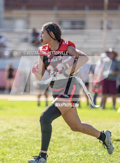 Thumbnail 2 in Arleta @ Van Nuys photogallery.