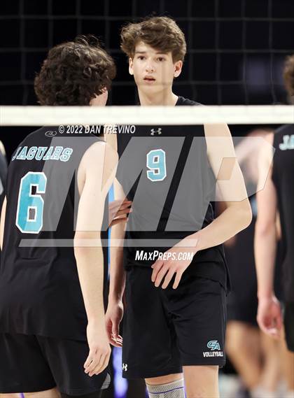 Thumbnail 3 in Glen Allen vs James River Midlothian (VHSL Class 5 State Final) photogallery.