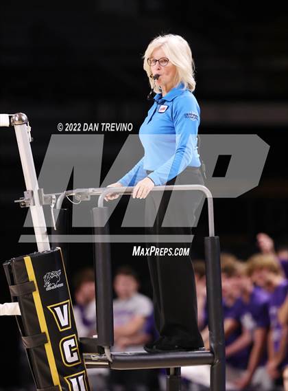 Thumbnail 3 in Glen Allen vs James River Midlothian (VHSL Class 5 State Final) photogallery.