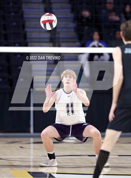 Thumbnail 3 in Glen Allen vs James River Midlothian (VHSL Class 5 State Final) photogallery.