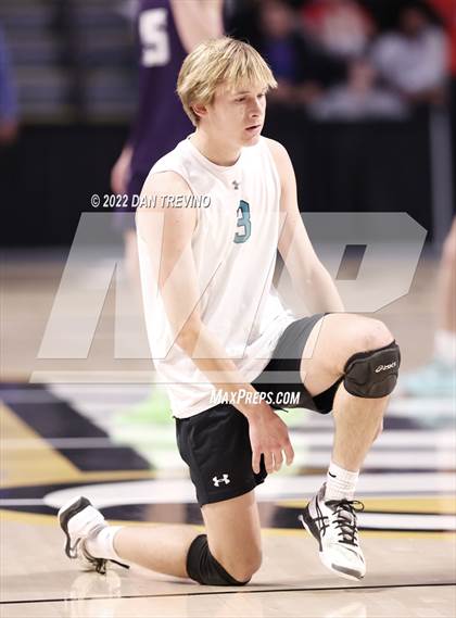 Thumbnail 2 in Glen Allen vs James River Midlothian (VHSL Class 5 State Final) photogallery.