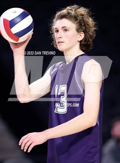 Thumbnail 2 in Glen Allen vs James River Midlothian (VHSL Class 5 State Final) photogallery.