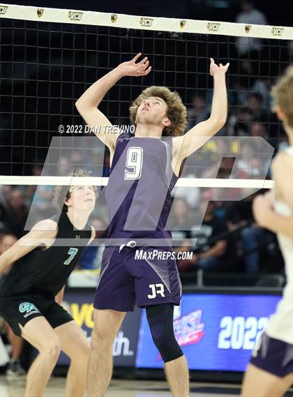 Thumbnail 3 in Glen Allen vs James River Midlothian (VHSL Class 5 State Final) photogallery.