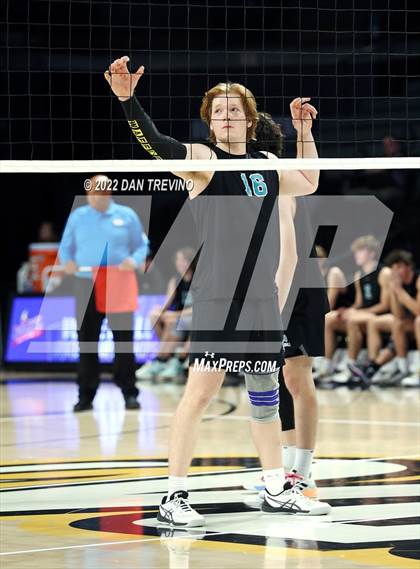 Thumbnail 3 in Glen Allen vs James River Midlothian (VHSL Class 5 State Final) photogallery.