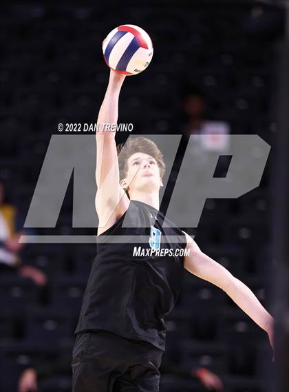 Thumbnail 2 in Glen Allen vs James River Midlothian (VHSL Class 5 State Final) photogallery.
