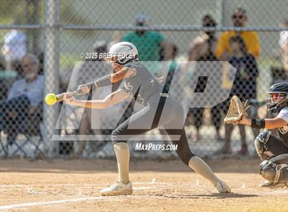 Thumbnail 3 in Fremont vs. Lincoln Southeast photogallery.
