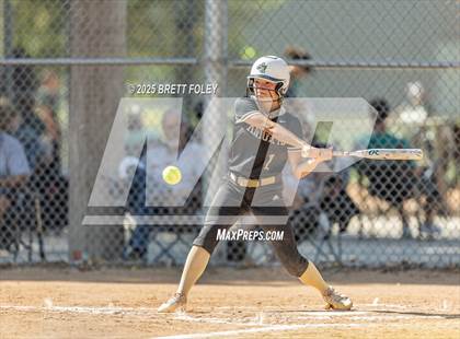 Thumbnail 3 in Fremont vs. Lincoln Southeast photogallery.