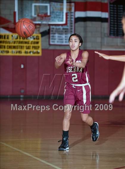 Thumbnail 1 in JSerra Catholic vs. Ayala (Best of the West) photogallery.