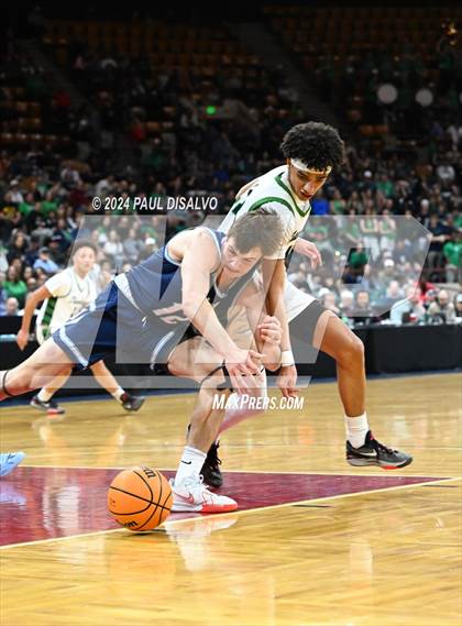 Thumbnail 1 in ThunderRidge vs. Valor Christian (CHSAA 6A State Final) photogallery.