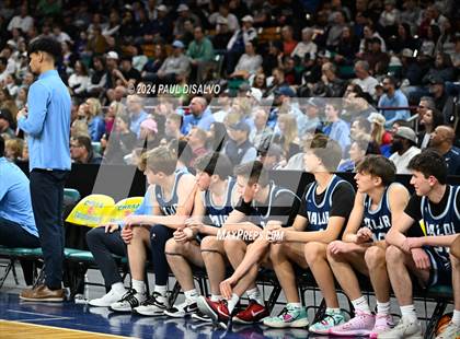 Thumbnail 3 in ThunderRidge vs. Valor Christian (CHSAA 6A State Final) photogallery.