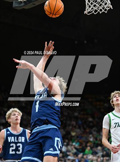 Thumbnail 3 in ThunderRidge vs. Valor Christian (CHSAA 6A State Final) photogallery.