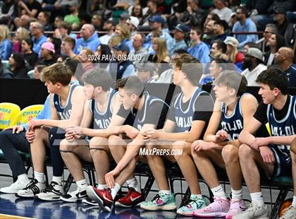 Thumbnail 1 in ThunderRidge vs. Valor Christian (CHSAA 6A State Final) photogallery.